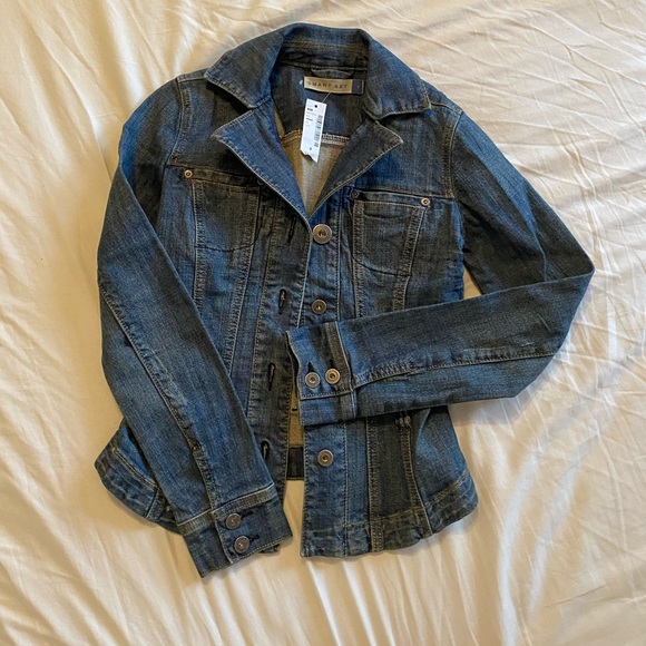 Jean Jacket - Picture 2 of 6